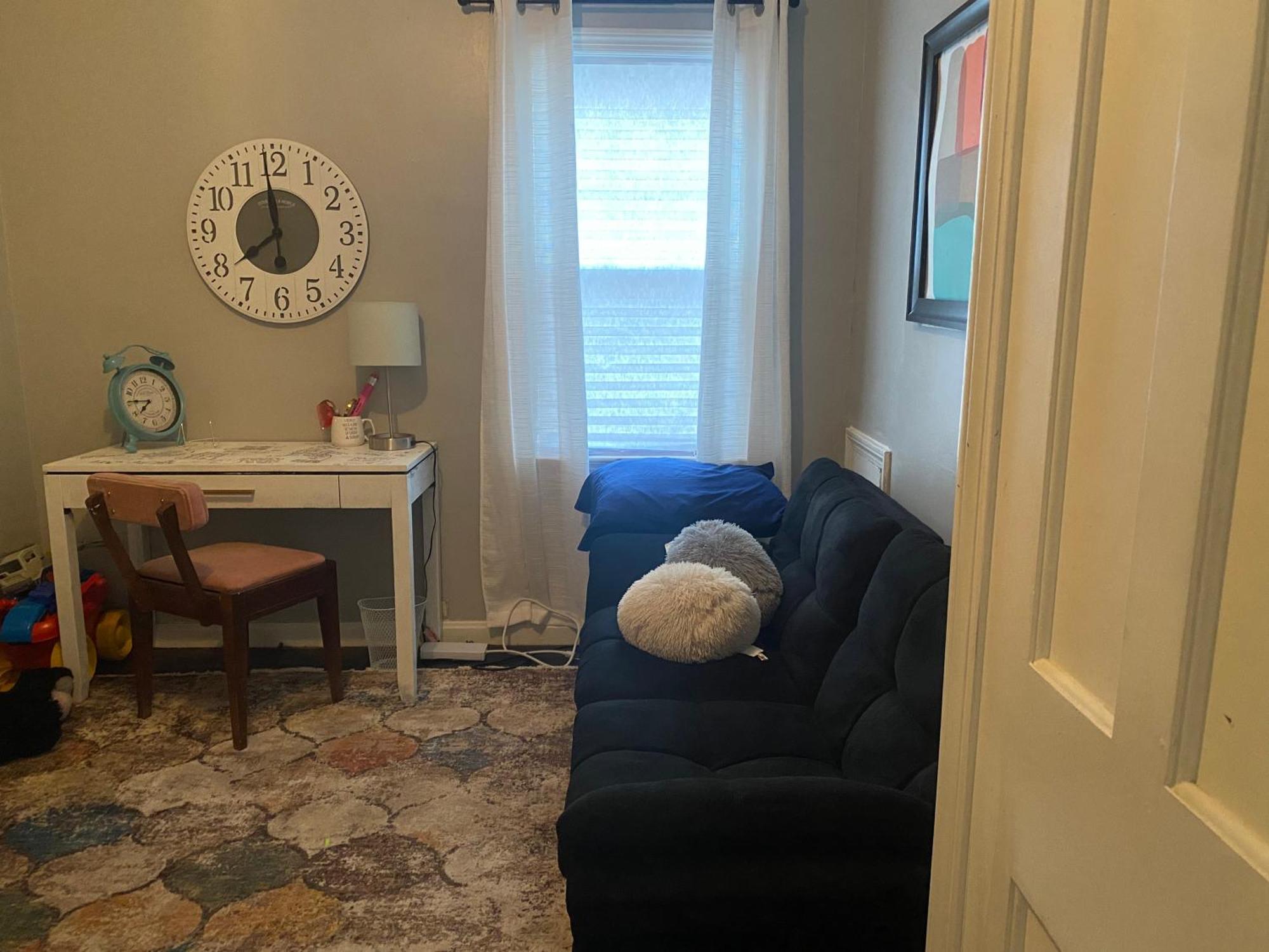 Cozy, 1St Floor Apartment 2Bdrms Plus Semi Private Room With Futon Pets With Fee Family Friendly Close To Everything Cleveland Eksteriør bilde